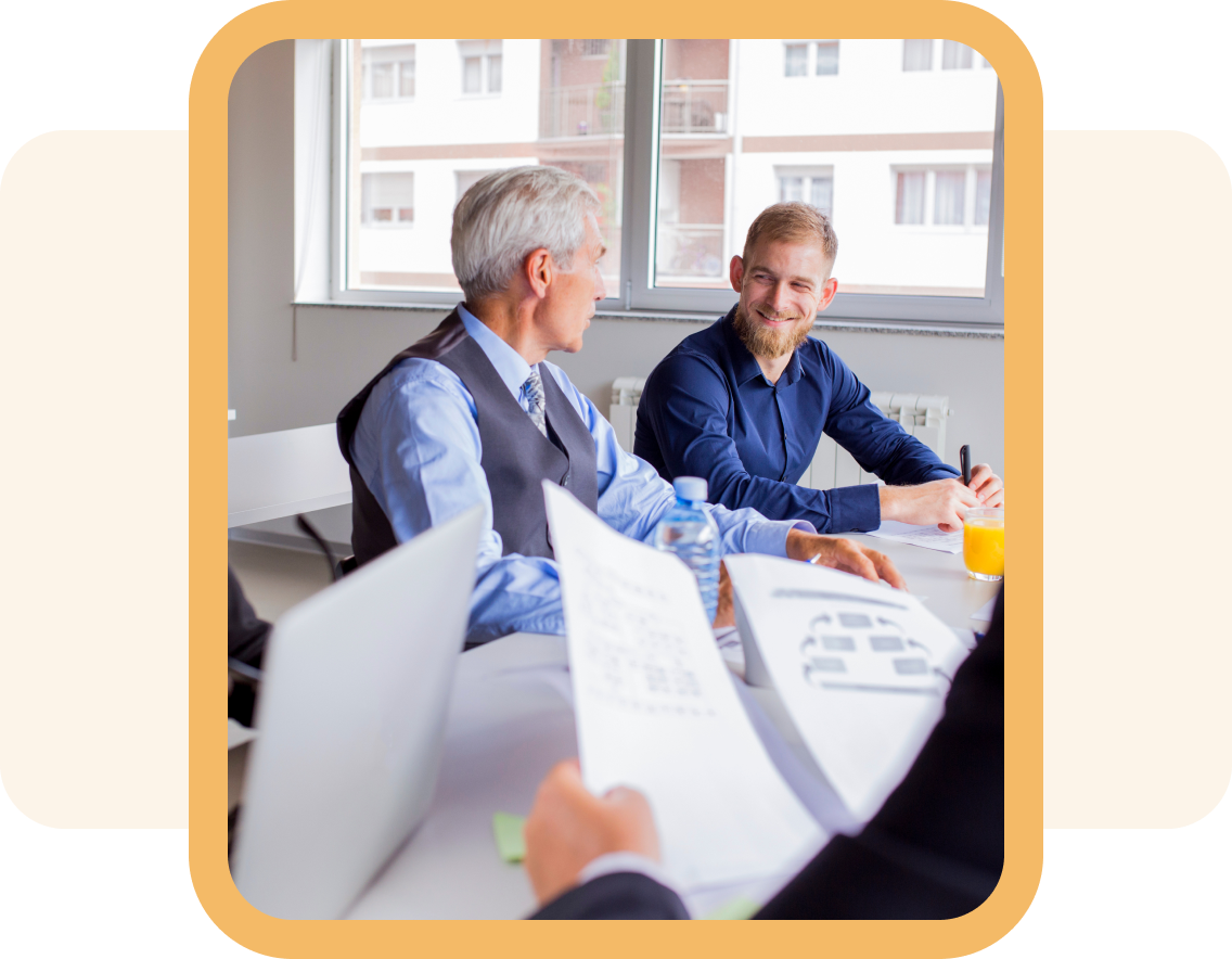 marketing-leasing-col-image-1@2x-1 marketing-leasing-col-image-1@2x-1